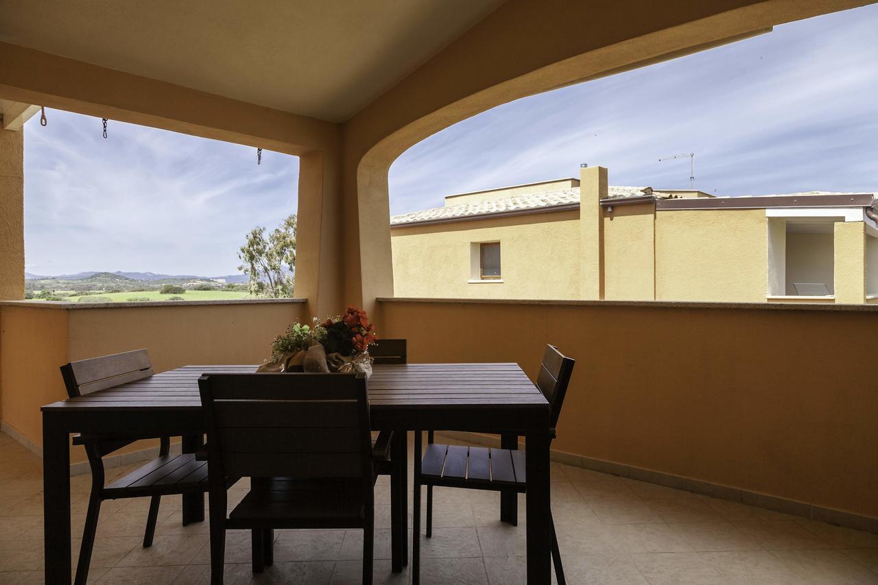 Aria Di Vacanza - Gelsi Olbia Extérieur photo